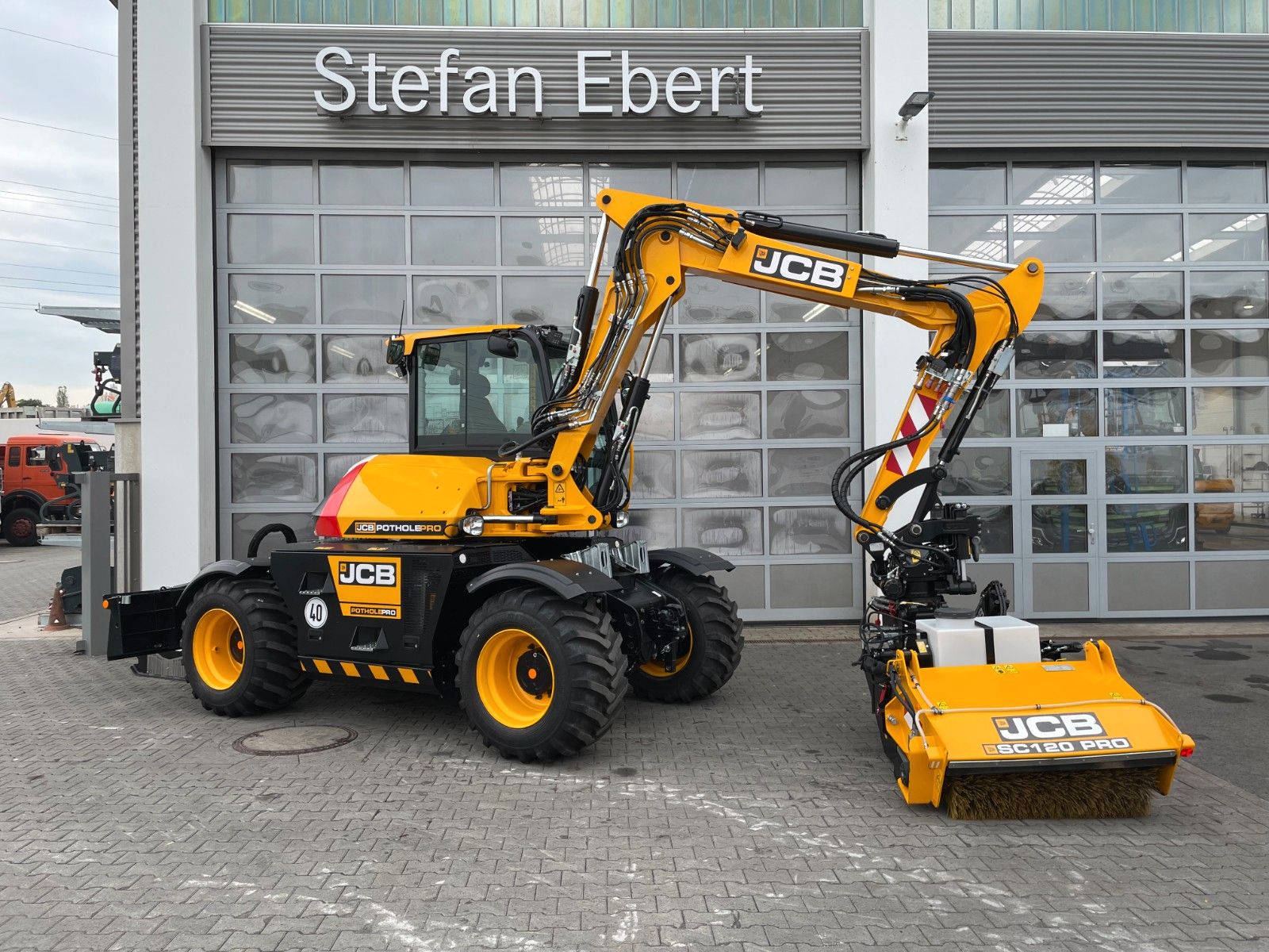Fahrzeugabbildung JCB Hydradig 110W / POTHOLE PRO / nur 79h! / 2025