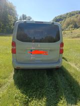 Peugeot Traveller BlueHDi 150 S&S 6-Gang Active L2 A... - Peugeot Traveller aus 2017