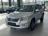 Toyota RAV 4 2.2 D-4D 4x2 Aut. LEDER AHK Travel - Toyota RAV 4: Leder