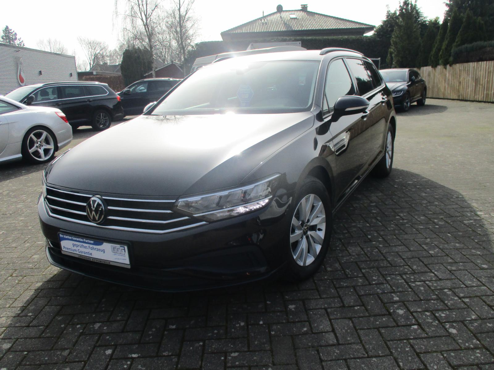 Volkswagen Passat Variant Basis M.23++Kamera+Navi+GRA+SHZ+