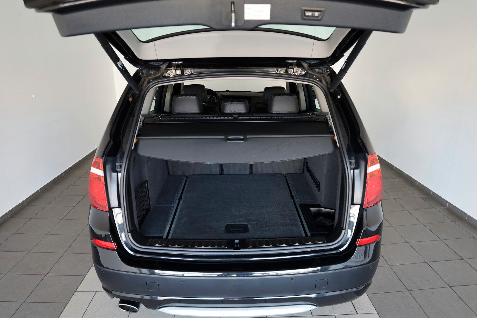Fahrzeugabbildung BMW X3 xDrive 20d, X line,T.Leder,Navi,SH,Kamera,AHK