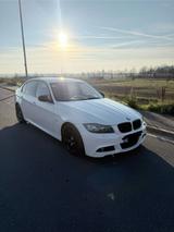 BMW 330d E90 M Paket ab Werk - BMW 330: 330d E90