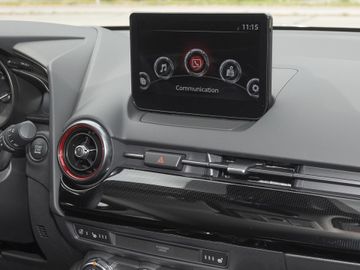 Mazda 2 Homura Automatik SitzheizungRückfahrkameraLE