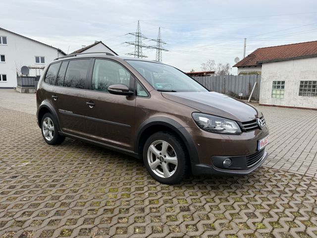 Volkswagen Touran Cross1.4 TSI DSG Highline