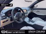 BMW 330 ix M Sport Leder Live Prof Standhzg AHK LED - graue BMW 330