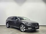 Volkswagen Passat 4Motion Sport Led Navi Leder AHK Kamera - Volkswagen Passat aus 2024