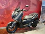 Yamaha X-Max 300 - YAMAHA ROLLER X MAX
