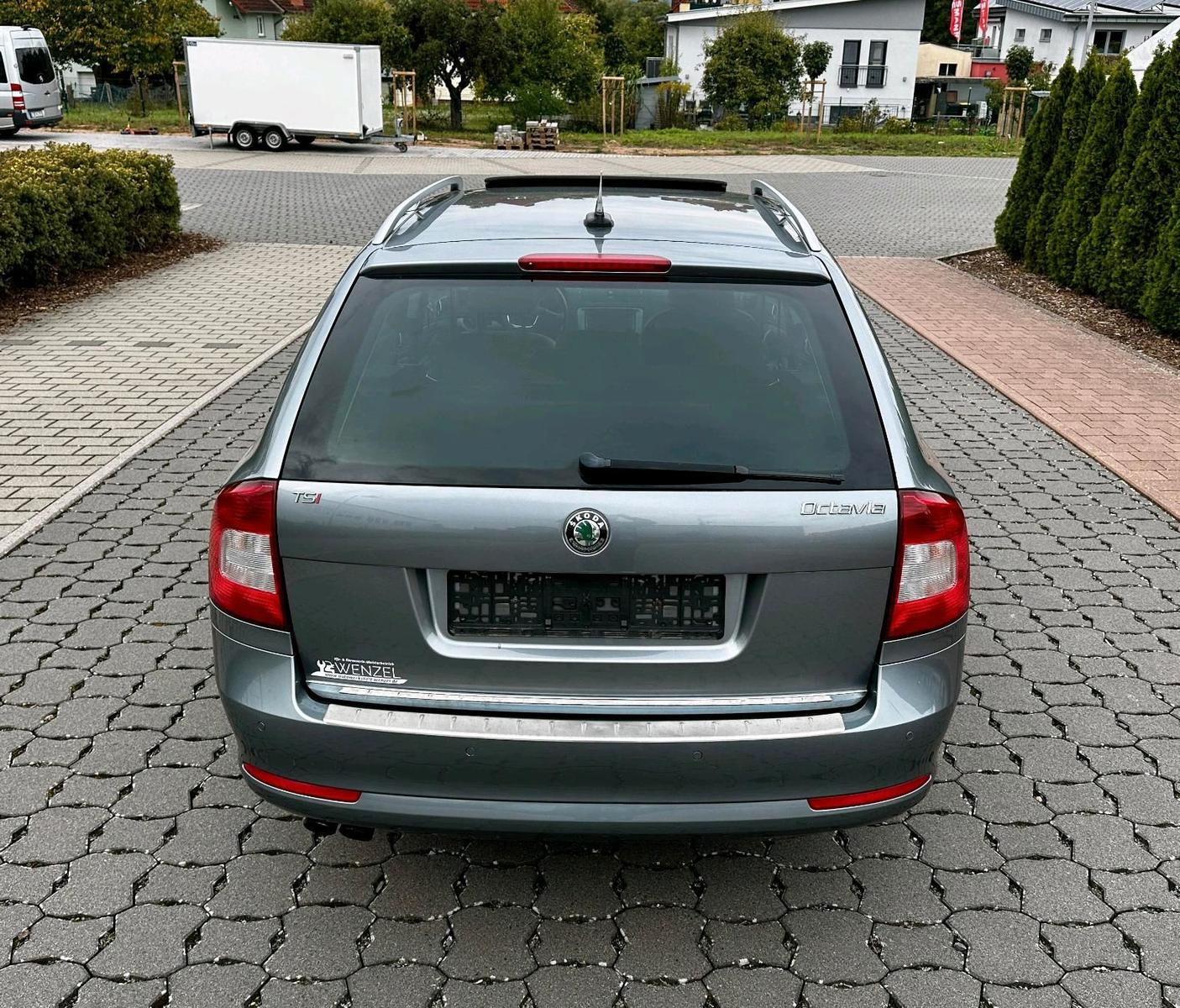 Skoda Octavia 2012 — photo 8