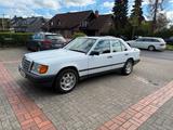 Mercedes-Benz Mercedes W124 260E zu verkaufen, 1. Hand, ... - Mercedes-Benz W124 aus dem Jahr 1988