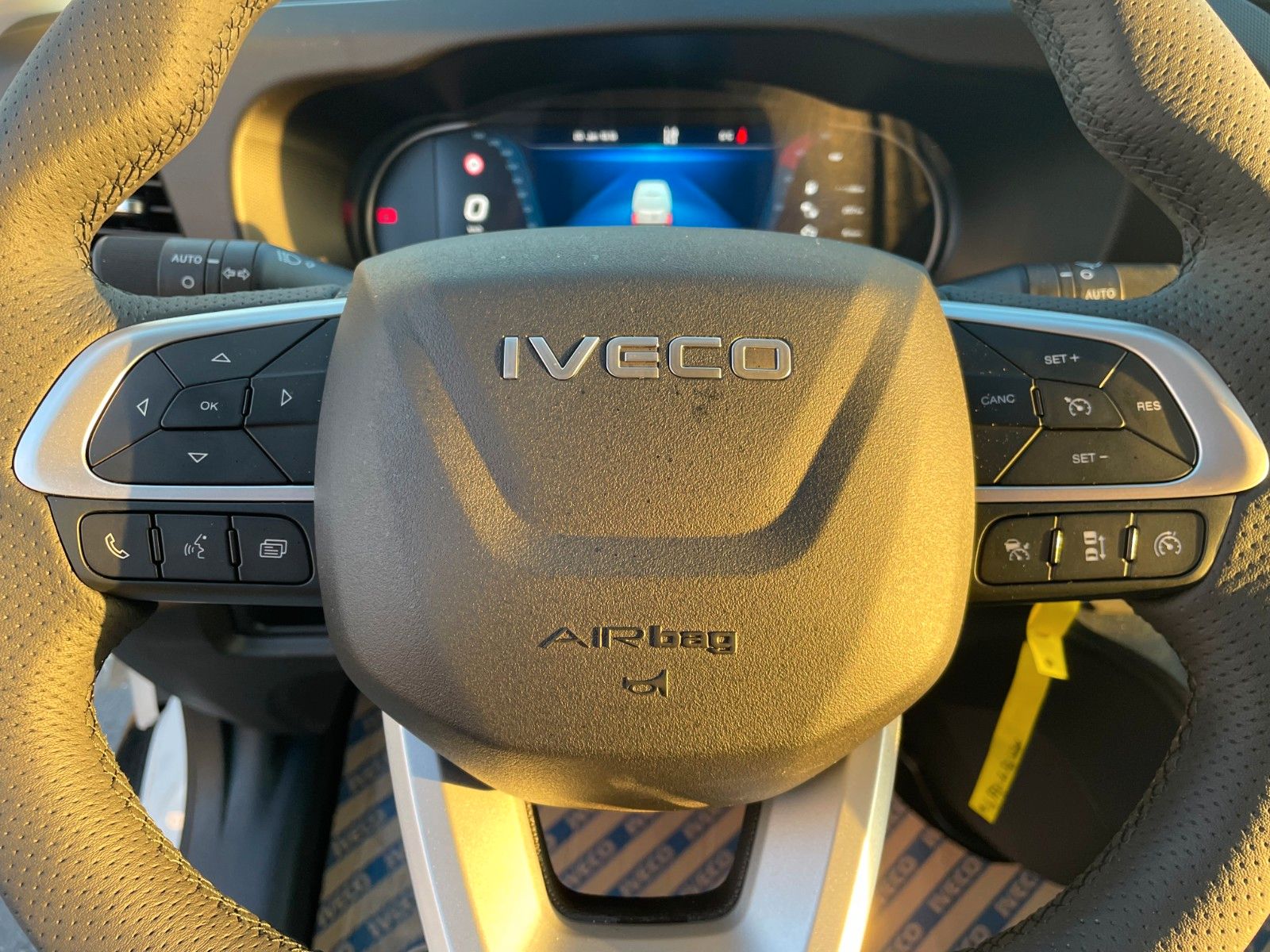 Fahrzeugabbildung Iveco Daily 35S18 HA8 3.0L *R3.520mm*Automatik*Kamera*