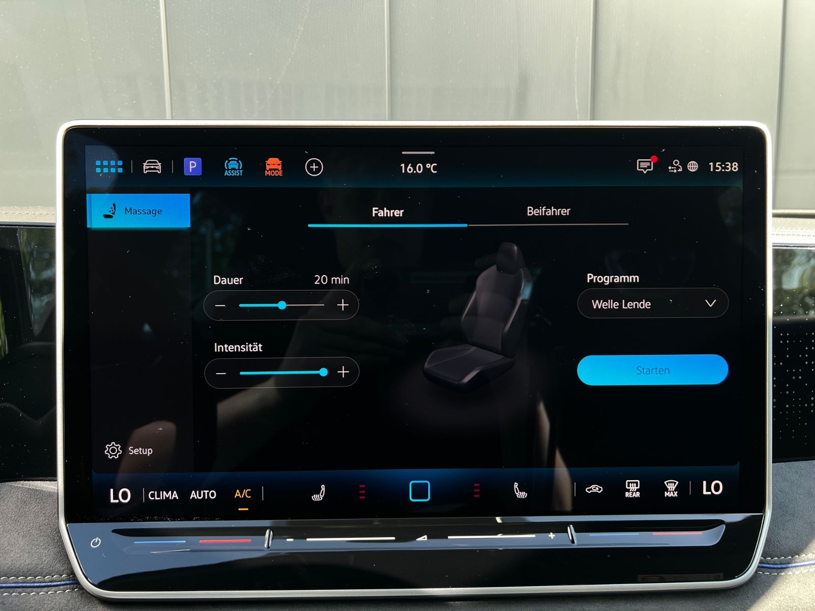 Fahrzeugabbildung Volkswagen Tiguan R-Line 1.5 eTSI DSG *AHK, IQ.Light, ACC,