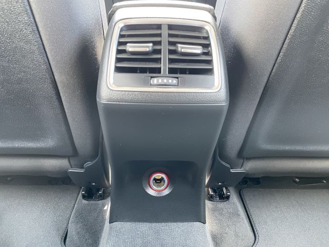 Q3 1.4 TFSI ultra el.HK/PDC/SHZ/PDC/GRA Klima