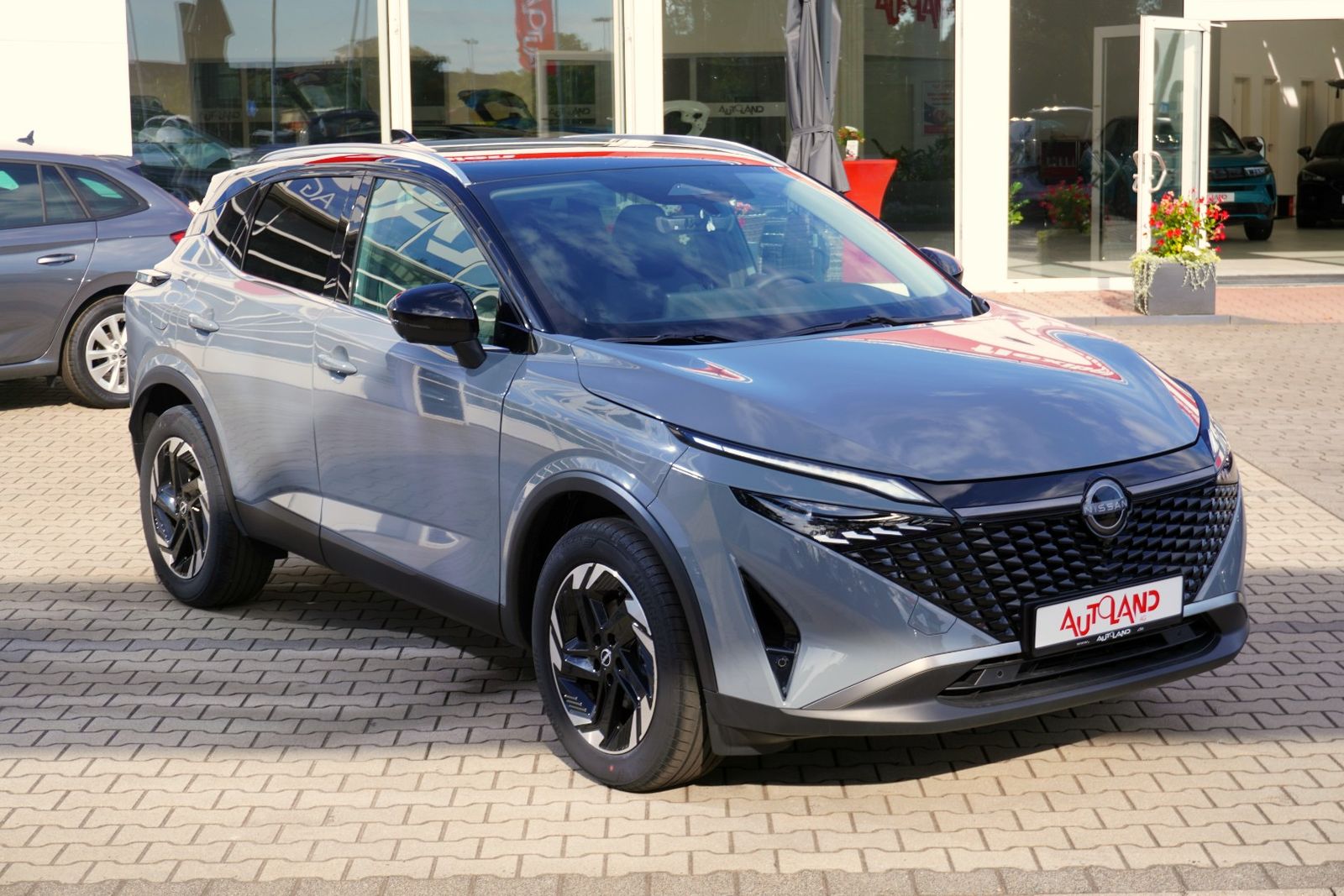 Nissan Qashqai N-Connecta 1.3 Dig-T Aut. LED ACC Navi K imagem 3