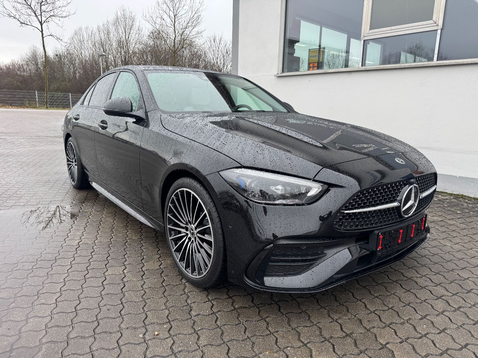 Mercedes-Benz C 180 Lim  AMG Pano 360° HUD Night-Paket imagem 3