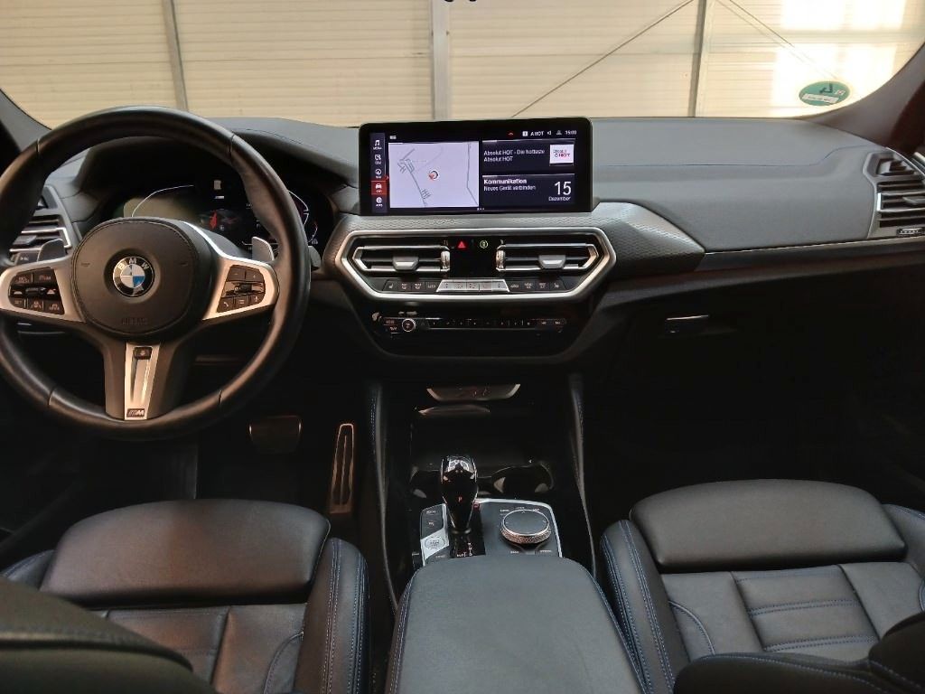 Fahrzeugabbildung BMW X4 xDrive 30 d M Sport Pano HuD Kamera ACC AHK