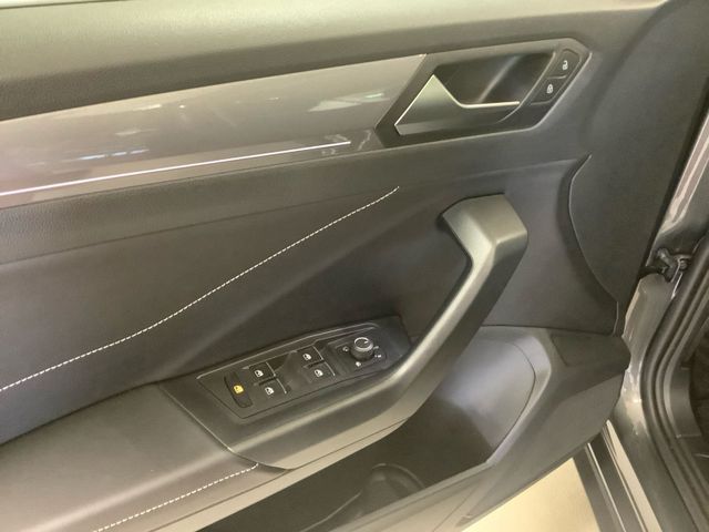 T-ROC Style TSI DSG  Standheizung, LED Plus, Nav
