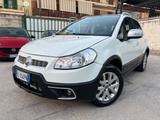 Fiat Sedici 1.6 benzina GPL 4x4 - weiße Fiat Sedici