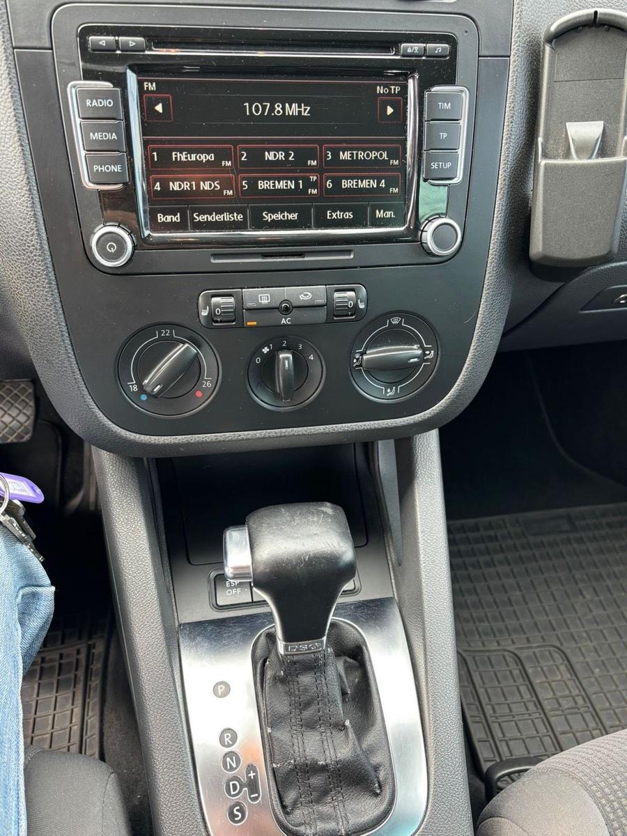 Volkswagen Golf 2009 — photo 9