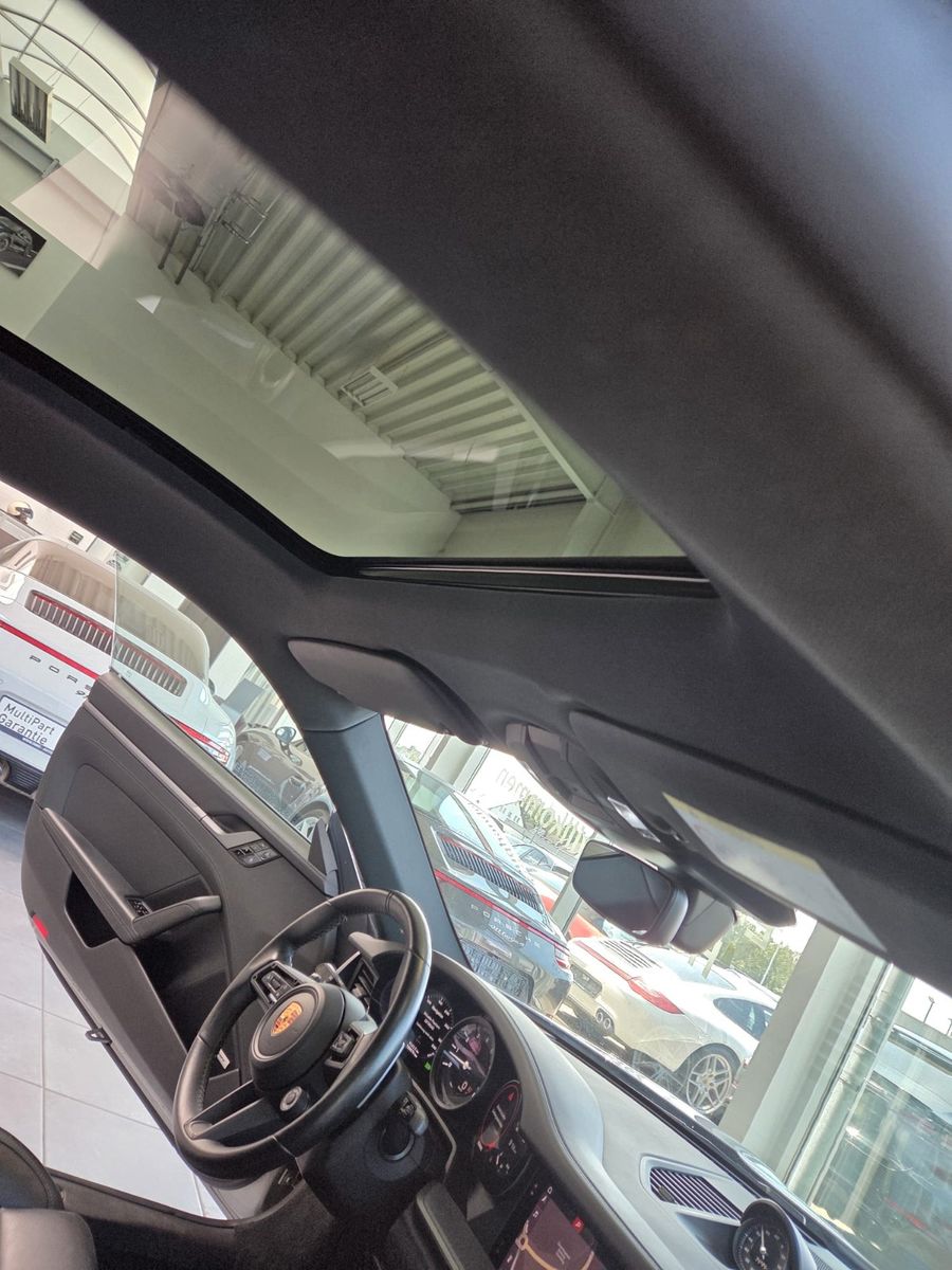 Fahrzeugabbildung Porsche 911 Carrera 4S Sport Design VollAusst.