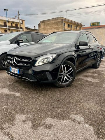MERCEDES-BENZ Mercedes-benz A 180 d Automatic Black Edition