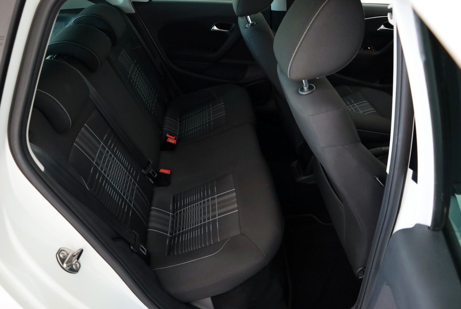 Fahrzeugabbildung Volkswagen Polo V Lounge SH,PDC,Climatronic,SR+WR