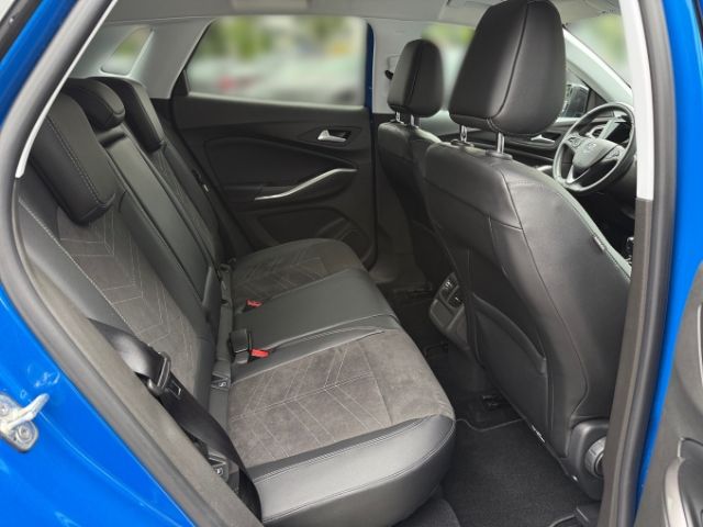 Fahrzeugabbildung Opel Grandland GS Line 1.2 Turbo Navi Leder Soundsyst
