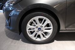 Fahrzeugabbildung Ford Fiesta Titanium X AUTOMATIK NAVI LED CAM ACC uvm