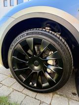 Tesla Model Y Long Range Dual Motor AWD Long Range - Tesla Model Y in München