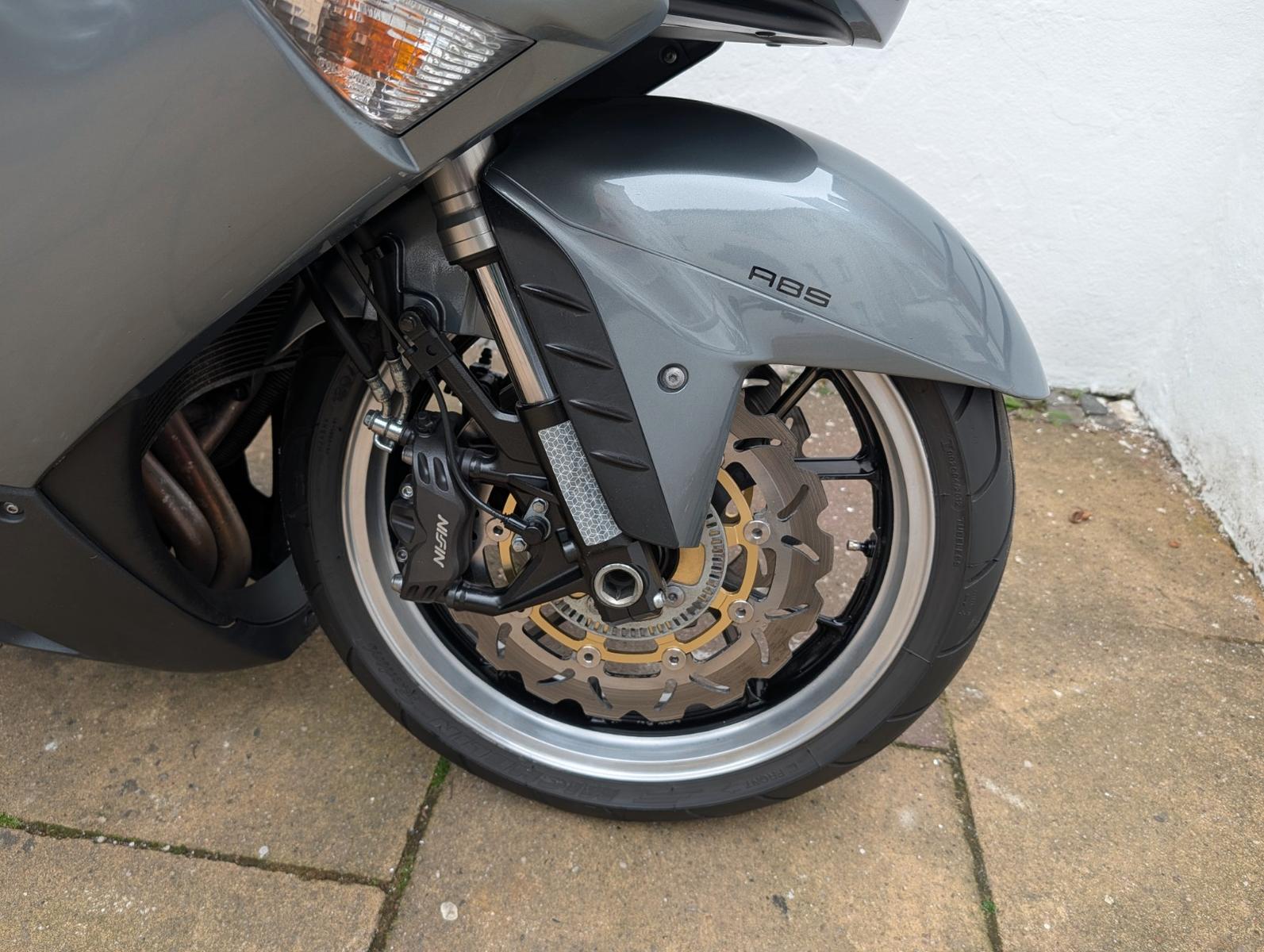Kawasaki GTR 1400 mit Gewährleistung