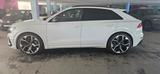 Audi RSQ8 Carbon, Dynamikpaket, 305km/h, voll ! - gebrauchte Audi RSQ8 aus dem Jahr 2021