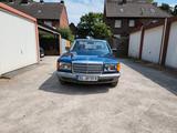 Mercedes-Benz 280 - Mercedes-Benz 280 in Duisburg