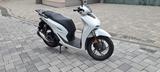 Honda Roller SH 150i mit Top Case - fast unbenutzt ! - Offers
