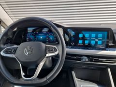 Fahrzeugabbildung Volkswagen Golf VIII Variant 1.0 eTSI DSG Life LED NAVI SHZ