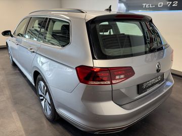 Volkswagen Passat Variant - 2