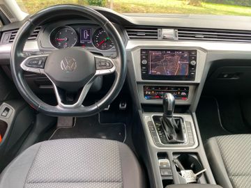 Volkswagen Passat Variant - 9