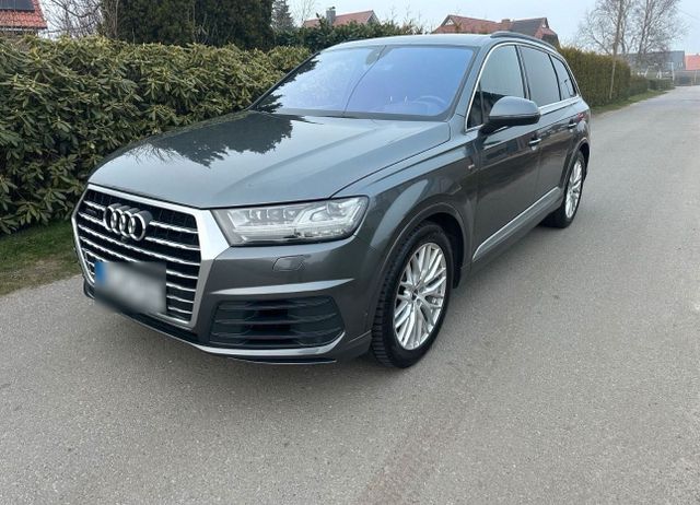 AUDI Audi Q7 Diesel 7sitz 3*sline pano standh A...