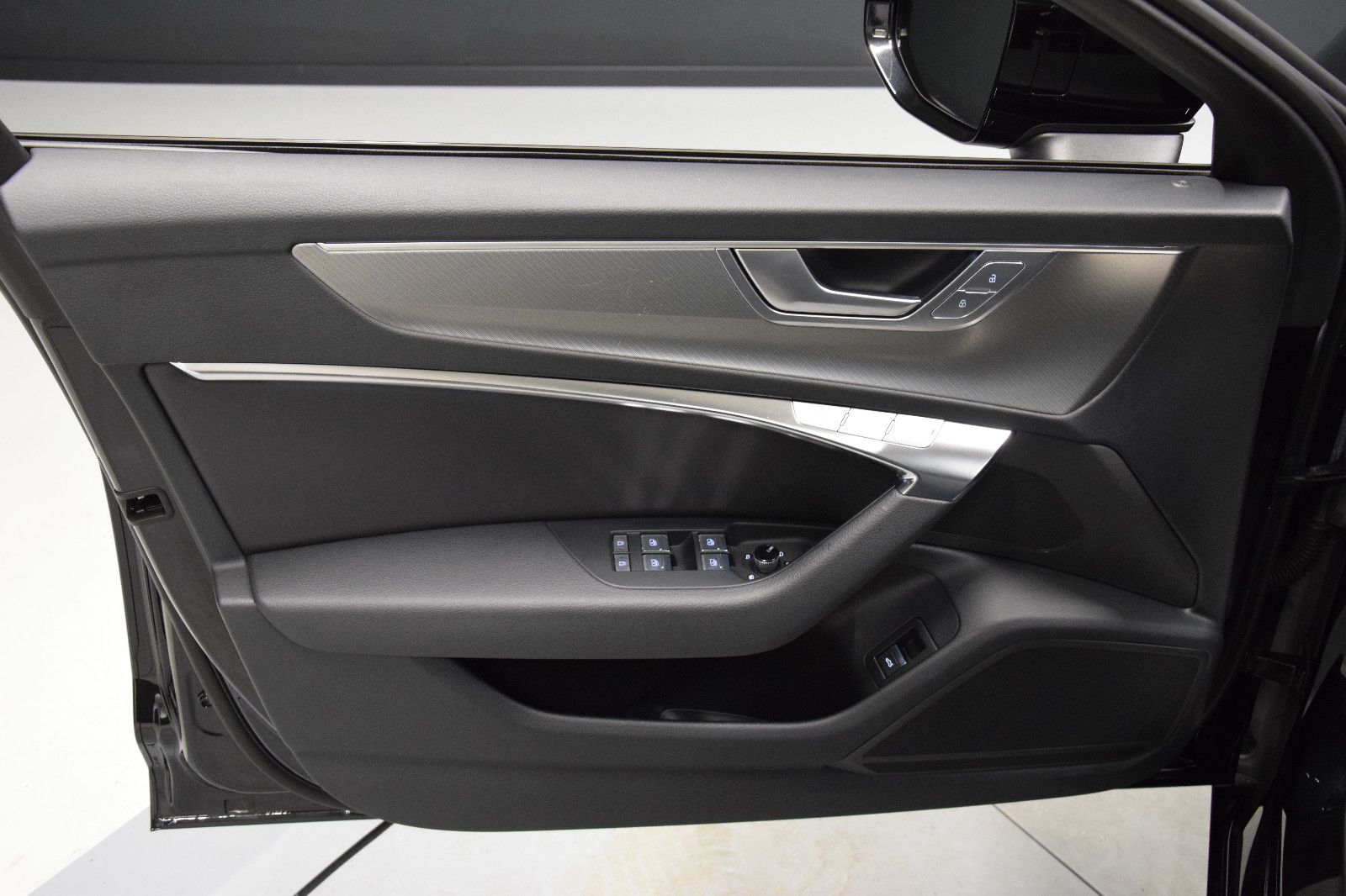 Fahrzeugabbildung Audi A6 Lim. 55 TFSI quattro Sport Pano Leder ACC