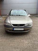 Opel Vectra 1.6 - - Opel Vectra