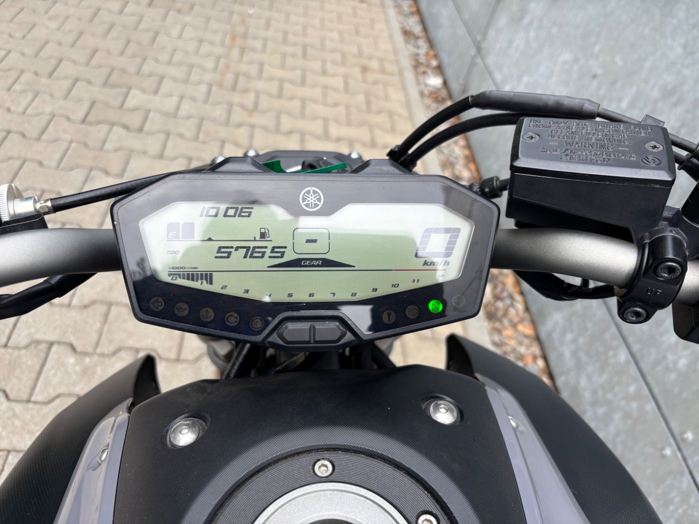 Fahrzeugabbildung Yamaha MT 07 mit Tieferlegung, kurzer Kennzeichenhalter
