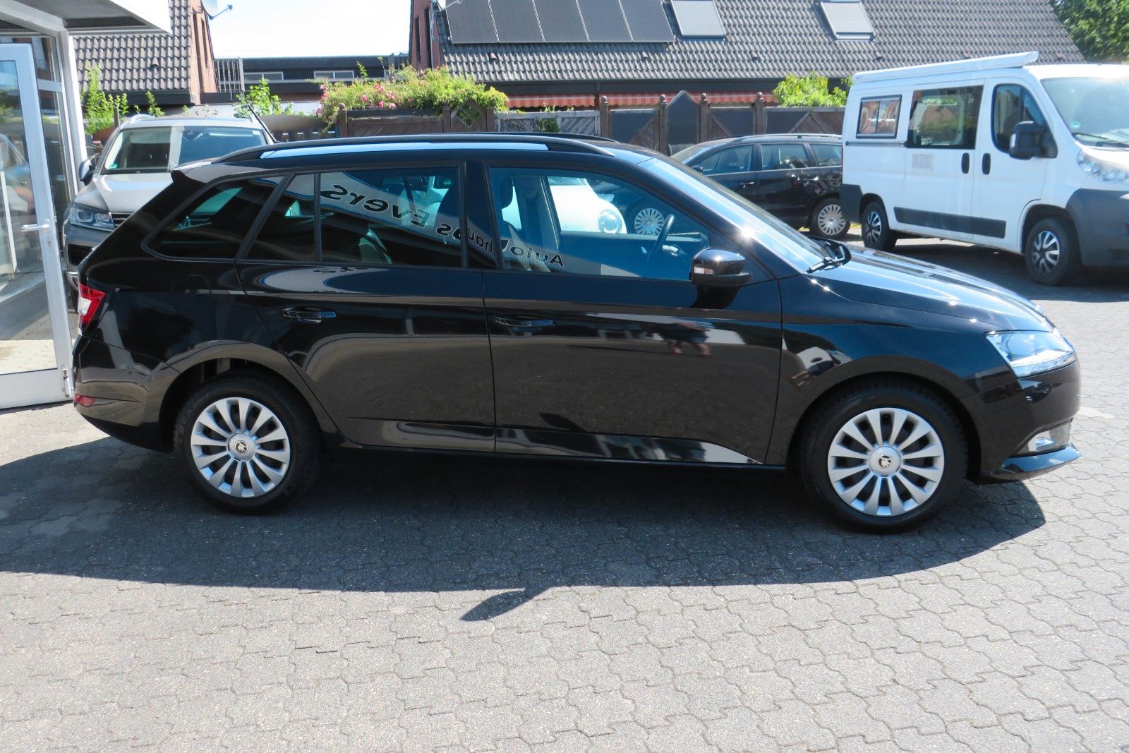 Fahrzeugabbildung SKODA Fabia Combi Ambition GJ SMART-LINK SITZH. NAVI 1