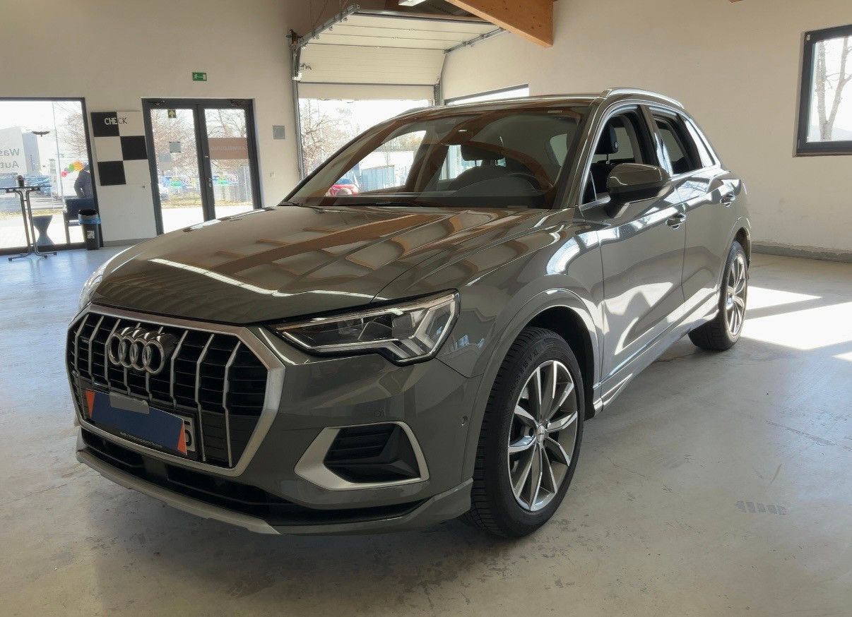 Fahrzeugabbildung Audi Q3 40 TFSI quattro /AHK/ 1.Hand/ unfallfrei