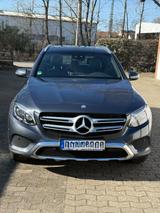 Mercedes-Benz GLC 220 d 4MATIC AMG Line Autom. AMG Line - Mercedes-Benz GLC 220 von privat
