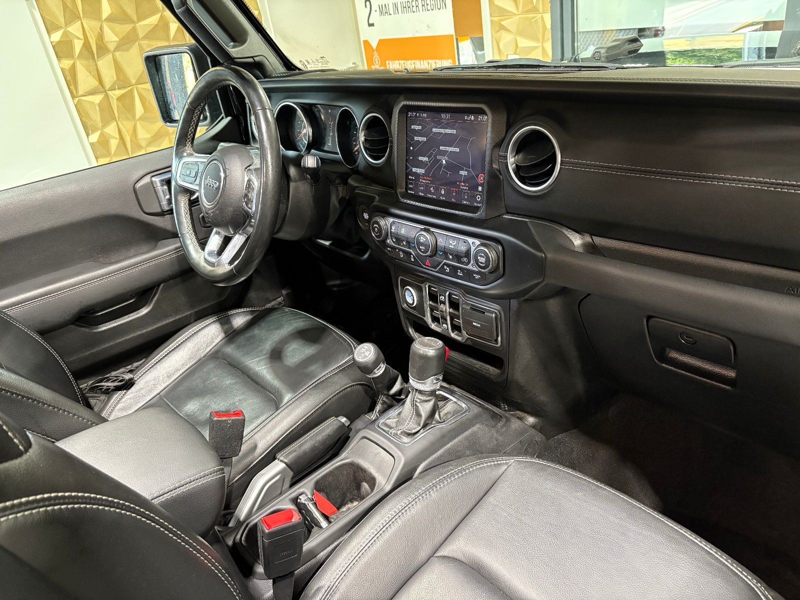 Fahrzeugabbildung Jeep Gladiator Overland 4WD/KAMERA/NAVI/4X4/PANO