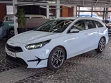 Kia cee'd Sportswagon 1.5 Spirit SCC JBL KAM 7J Gar. - Kia Jahreswagen: Kombi, Cee D