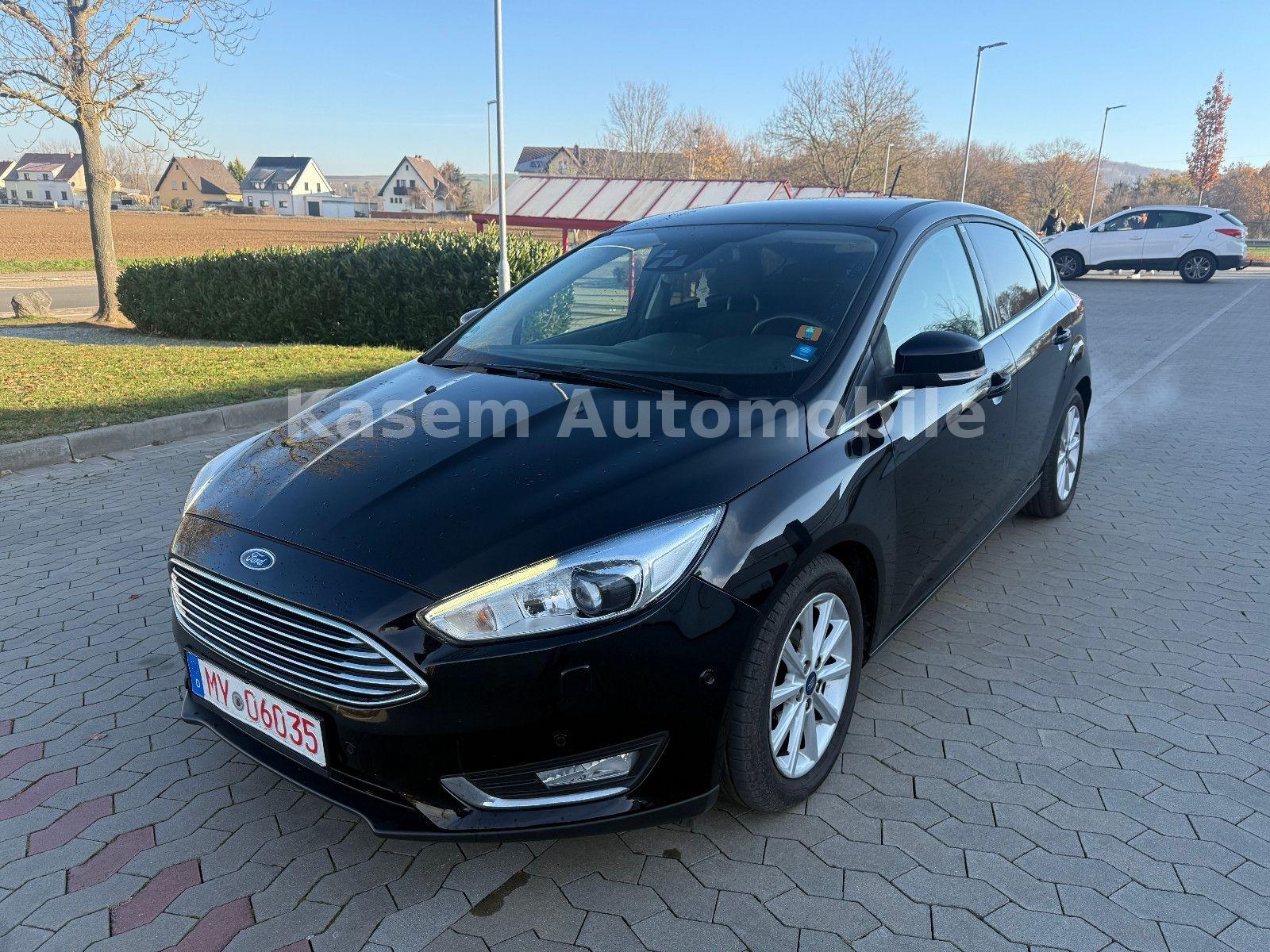 Ford Focus Lim.Titanium*Automatik*Wenig km*Gepflegt*