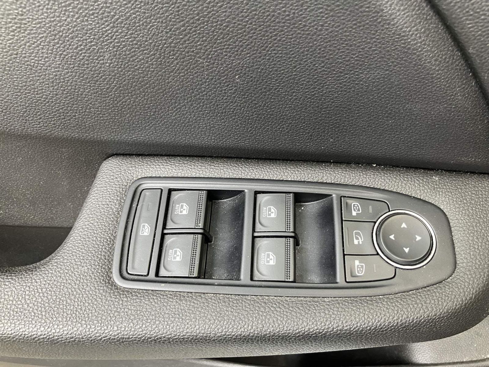 Renault Clio - Bild 15