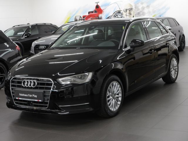 Audi A3 Sportback Ambiente LED/ACC/AHK/1HD/UNFALLFREI