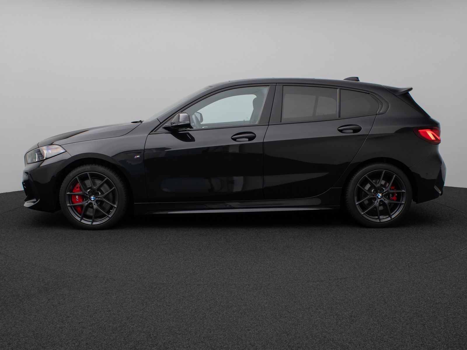Fahrzeugabbildung BMW 120i M Sport Pro Panorama Kamera DAB H/K Komfort