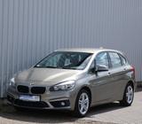 BMW 225 Baureihe 2 Active Tourer 225 i-Klima-Navi-SH - BMW 225 Gebrauchtwagen