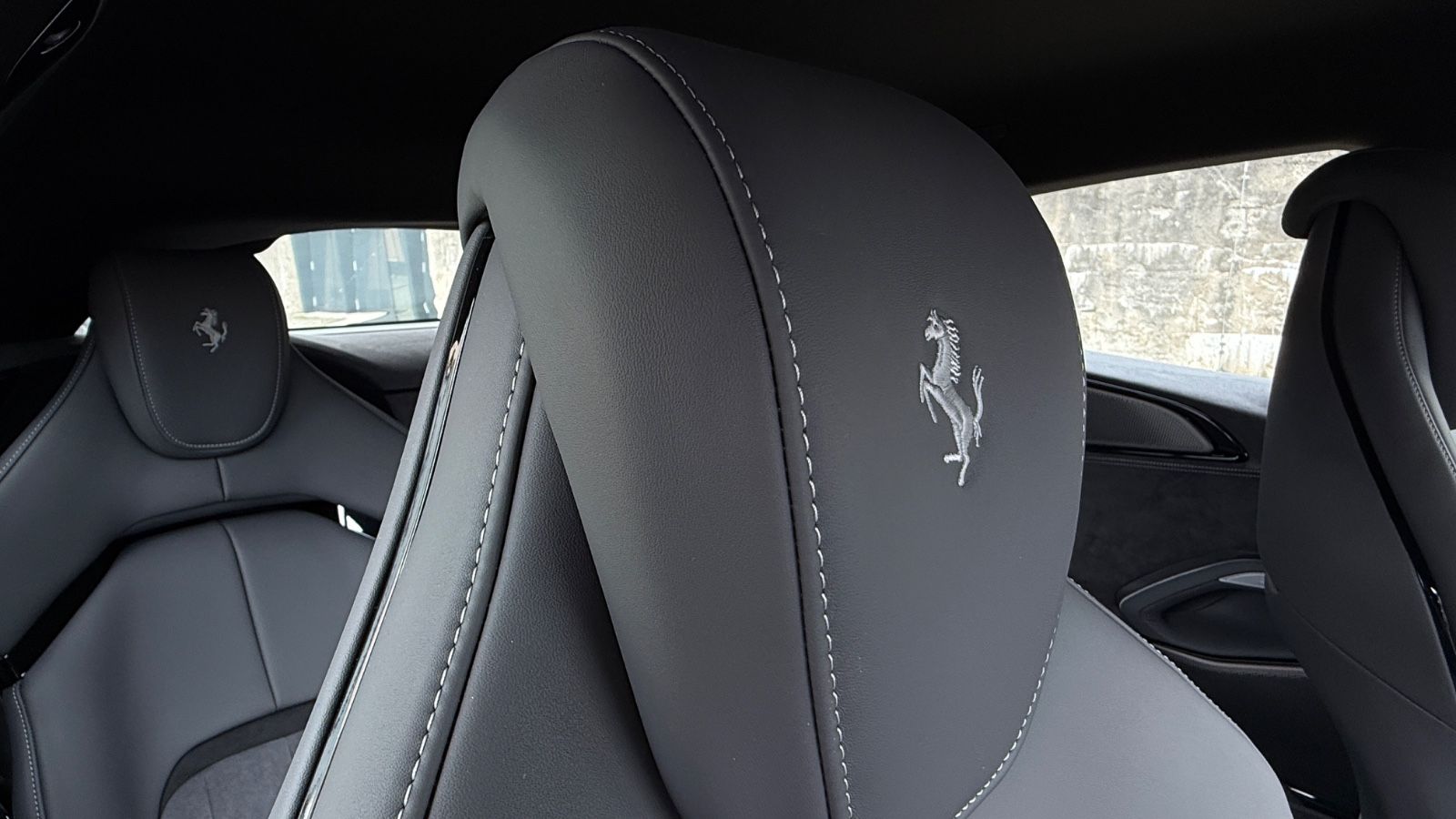 Fahrzeugabbildung Ferrari Purosangue*Voll Carbon*Massage Sitze*JBL*LED